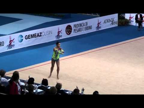 Chiara Di Battista World Cup Pesaro 2012 Clavette/Clubs