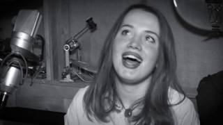 Madeleine Athané-Best - "Move on"