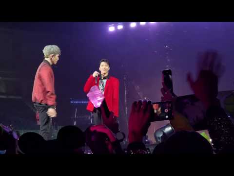 191115 SUPERM - DANGEROUS WOMAN WE ARE THE FUTURE LIVE IN ATLANTA 4K FANCAM