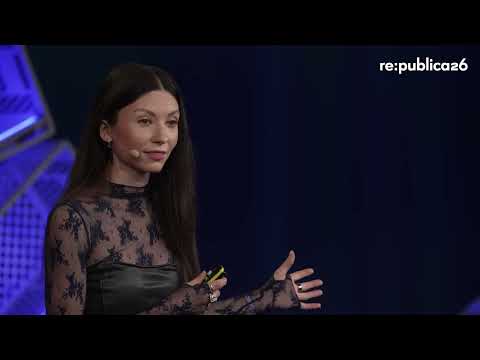 Video Thumbnail: re:publica 26: Jessica Burbank – Why the Right is winning the "For You" page and how to hack it back