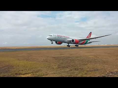 Kenya Airways Dream liner, Boeing 787 Takeoff.