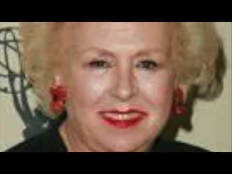 Doris Roberts' Grave