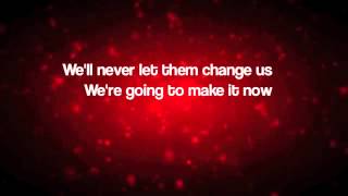 Download lagu Red Lights Tiësto Lyrics....mp3