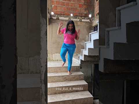 Fugindo do Monstro 😱😱