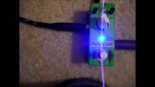 Video thumbnail for Xvive V17 Singing AutoWah by Andy Thomas