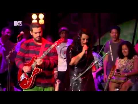 Tulipa Ruiz  - Show na Brasa Completo