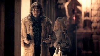 How to Avoid Pickpockets with Prostitutes in Drag