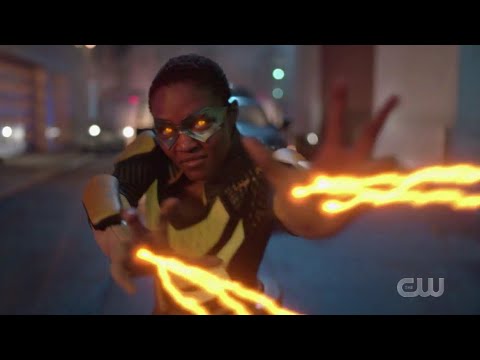Lightning (Jennifer Pierce) - All Powers & Fights Scenes [Black Lightning]