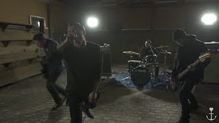 Homage - Looming (OFFICIAL MUSIC VIDEO)