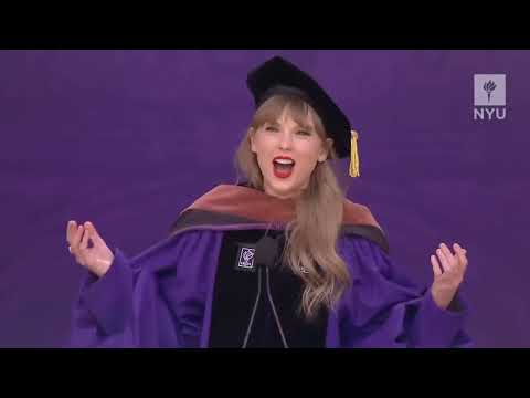 LEGENDADO | TAYLOR SWIFT | CONFIRA O DISCURSO DE ACEITAÇÃO DO DOUTORADO EM BELAS ARTES PELA NYU