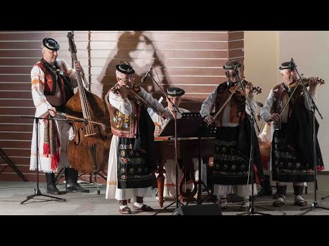 Ďatelinka, drobnô kvieťa -  pri príležitosti 50. výročia založenia ľudovej hudby Ďatelinka