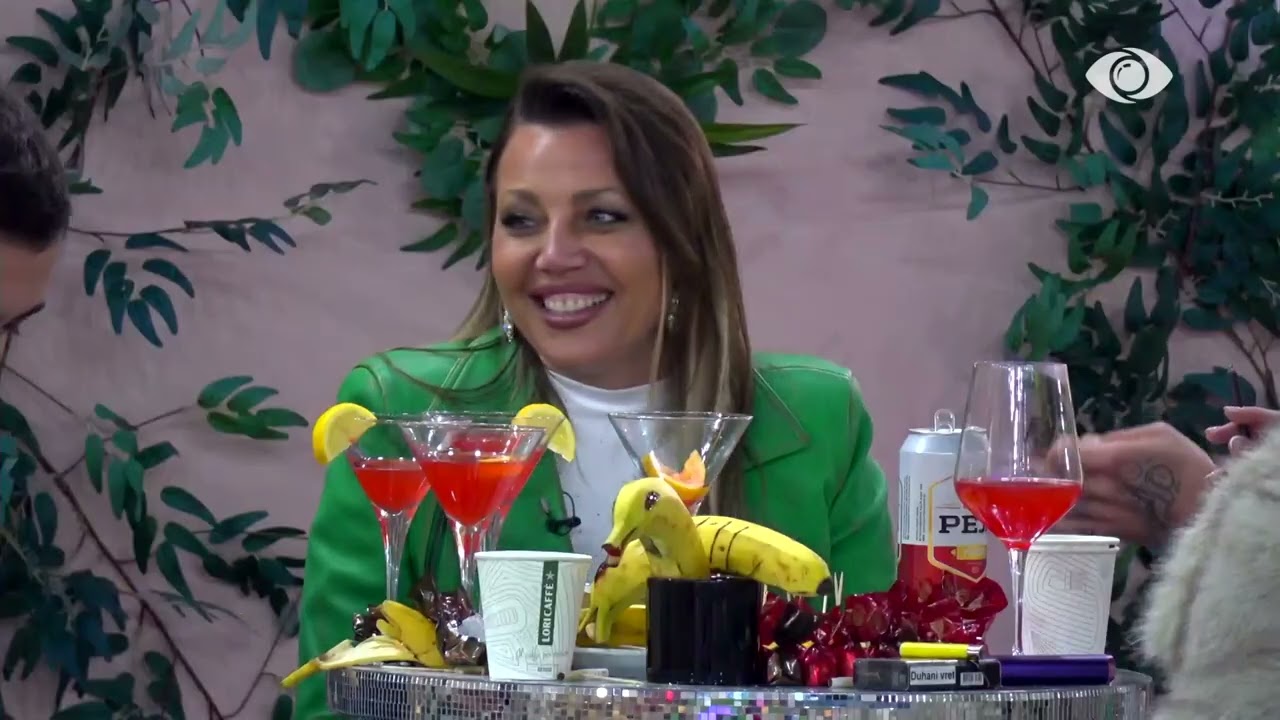 “Ky e pa gruan duke qarë dhe…”/ Gjesti diskuton me Gertën dhe Jozin