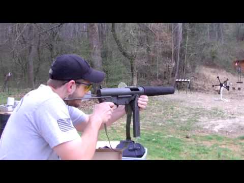 Shooting M3 SMG Grease Gun