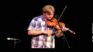 preview picture of video '2013-09-14 Darin Smith - 2013 Weaverville Fiddle Contest - Open Division Round 1'