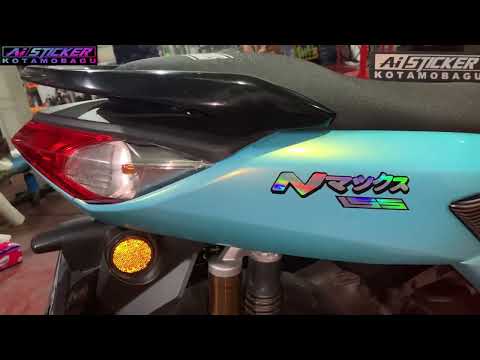 Bikin JATUH CINTA,, proses pemasang sticker lembayung magic crystal blue gold yamaha nmax