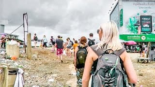 CROSSING NO MANS LAND FROM THAILAND INTO CAMBODIA