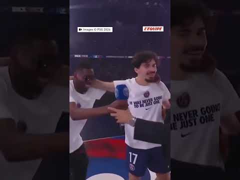🤣 Nasser al-Khelaïfi se fait prank par les joueurs et le staff du PSG #shorts #psg