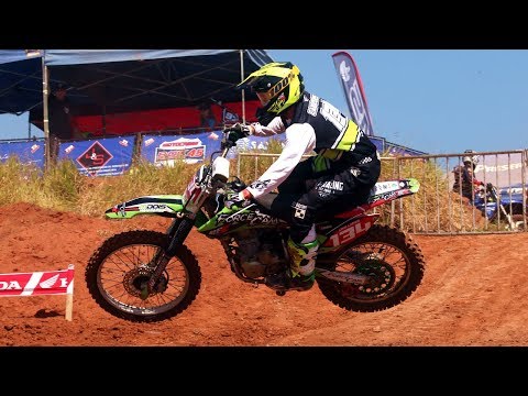Disputa Intensa Corrida Nacional 230cc Campeonato Brasileiro Motocross em MG