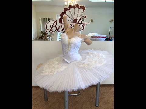 Ballet costume Swan P 0102B - video 3