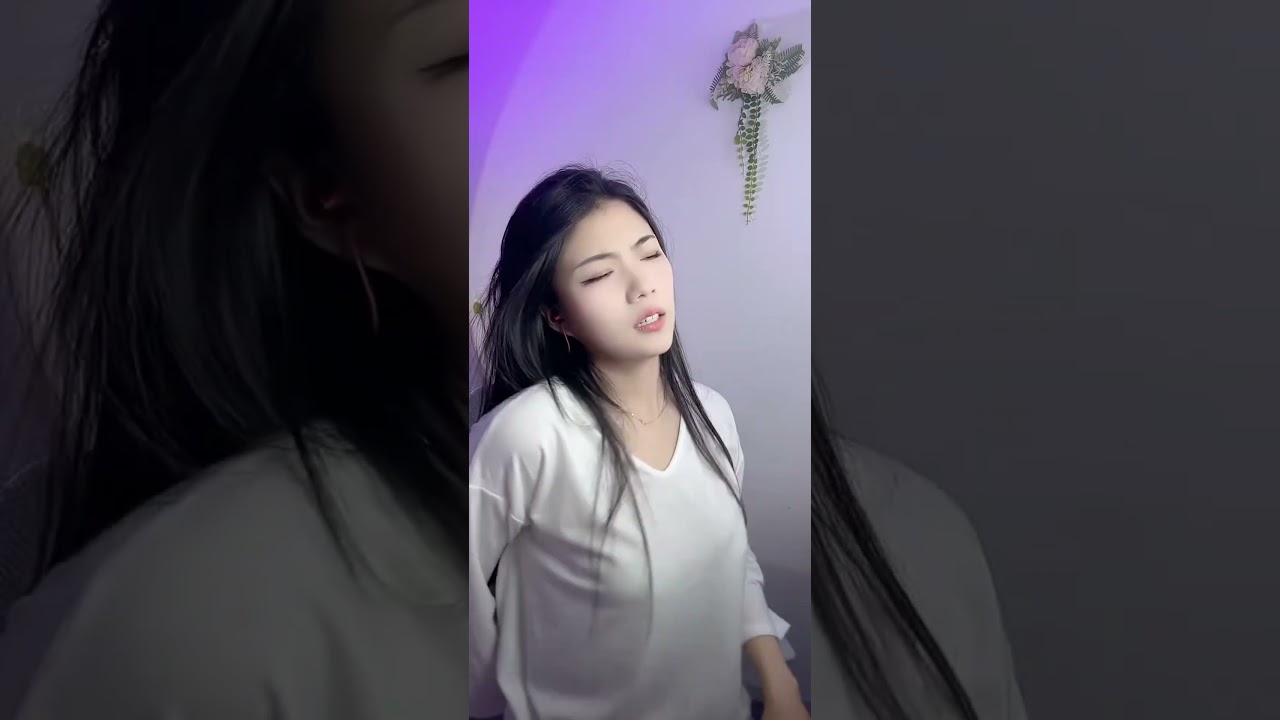 【5⭐强推】快手极品大奶主播拜拜错错第三弹、疯狂抖胸、表情舞、模拟GC、最后大灯都甩出来了～