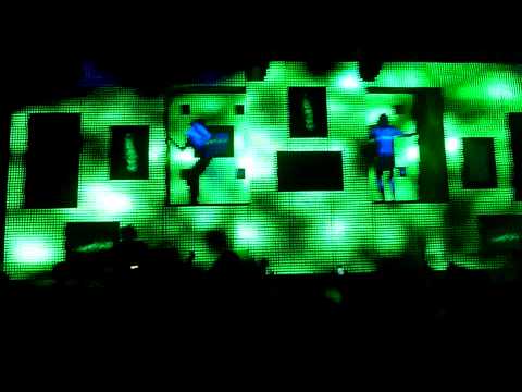 Swedish House Mafia vs. Wippenberg - One Chakalaka (Markus Schulz Mashup)