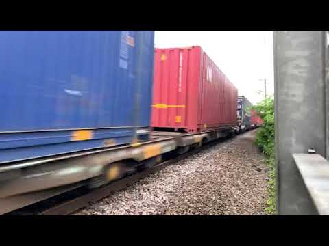 66426 & 66429 Passes Aycliffe | 4Z48 Mossend Euroterminal to Daventry [Tesco]