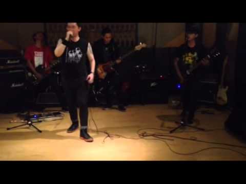 The Innocents - Punx & Skins Anthem (Live) Radiant