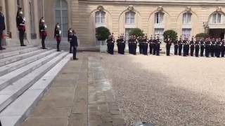 فرنسا تشيد بالمصادقة بالإجماع على القرار الجديد لمجلس الأمن، وهولاند يستقبل الملك محمد السادس بقصر ا