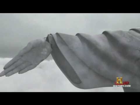 Cristo Redentor destruido