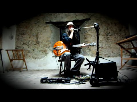 BOSS Loop Station World Championship 3 - Winner of Slovak Final /beatbox, guitar - Peter Luha/