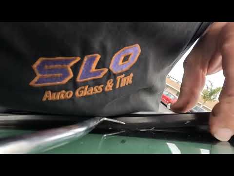 18 Ram 1500 Side Molding Removal