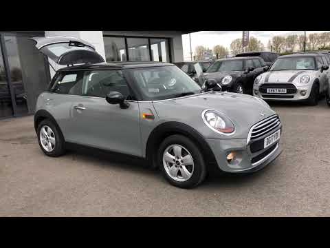 Mini Cooper 3-Door Hatchback 1.5 Manual  -  DG17 YDK