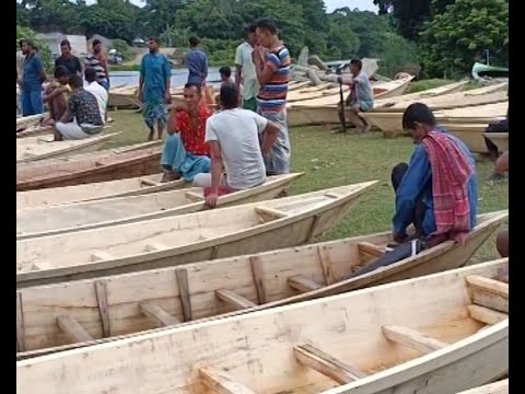 মুন্সীগঞ্জে ২০০ বছরের পুরনো কোশা নৌকার হাট