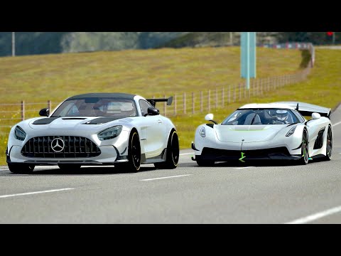 Mercedes-AMG GT Black Series 2020 vs Koenigsegg Jesko at Highlands