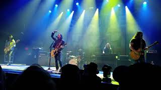 Blackberry Smoke &quot;Six Ways to Sunday&quot; LIVE at Terminal 5 11/14/17