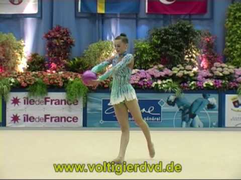 RG Corbeil-Essonnes 2009 - Ball 08 - Yana LUKONINA