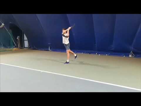 Martin Dobry tennis video.