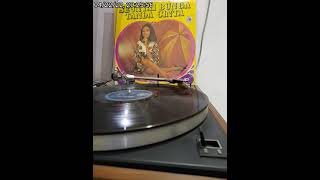 Download lagu 1. Seuntai Bunga Tanda  Cinta - Deasy Arisandi - Seuntai Bunga Tanda  Cinta - Side 1 mp3