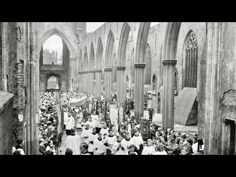 Credo III (BEST ORGAN ACCOMPANIMENT) Southwark Cathedral of St. George