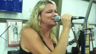 Heather&amp; Nathan Travis: Mustang Sally/Proud Mary