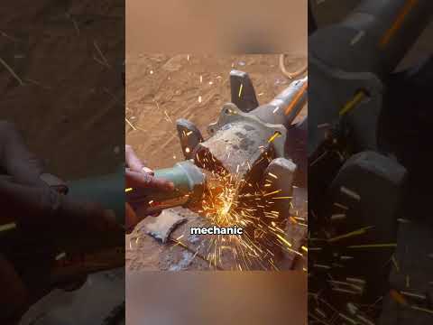 Axle Snapped in the Middle of the Road — Fixed for Just $20 in Pakistan