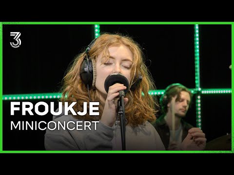 Froukje live met o.a. 'Groter Dan Ik' en 'Onbezonnen' | 3FM Live Box | NPO 3FM