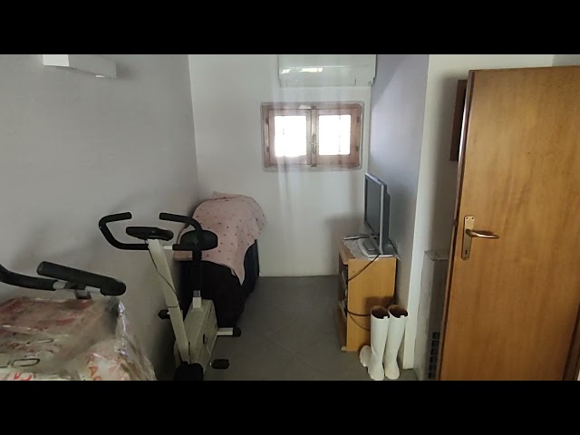 Strada in Chianti Greve 5 vani due bagni terrazze  ultimo piano cantina perfetto