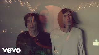 Nine Pound Shadow - Tell Me Why (Video)