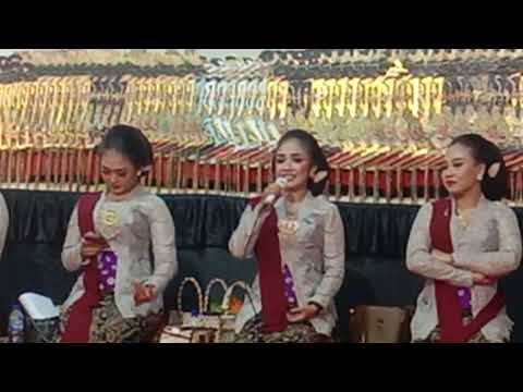 Mbak Uun (Orek2 Madiun)