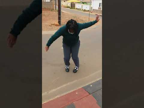 Lungy gwala- Udlala ngam[feat.jobe london]