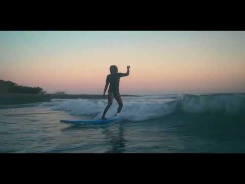 Che Grand  - gone Surfin'