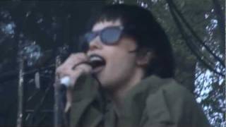 Crystal Castles Fainting Spells﻿ Live Montreal Osheaga 2011 HD 1080P