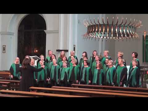 Stundom e´mi kjering så god performed by Kvennakór Garðabæjar