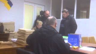 preview picture of video 'Так Сепаратист Хортив - председатель ОИК 112 реагирует на огласку своих преступлений. г. Рубежное'